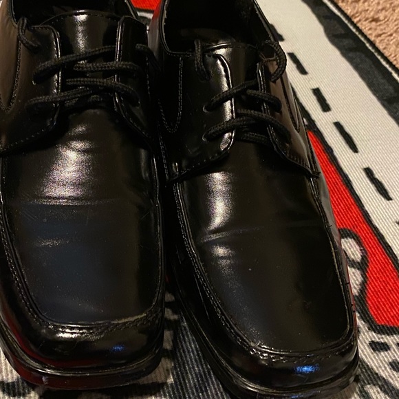 A- 405  boys dress shoes - Picture 3 of 7